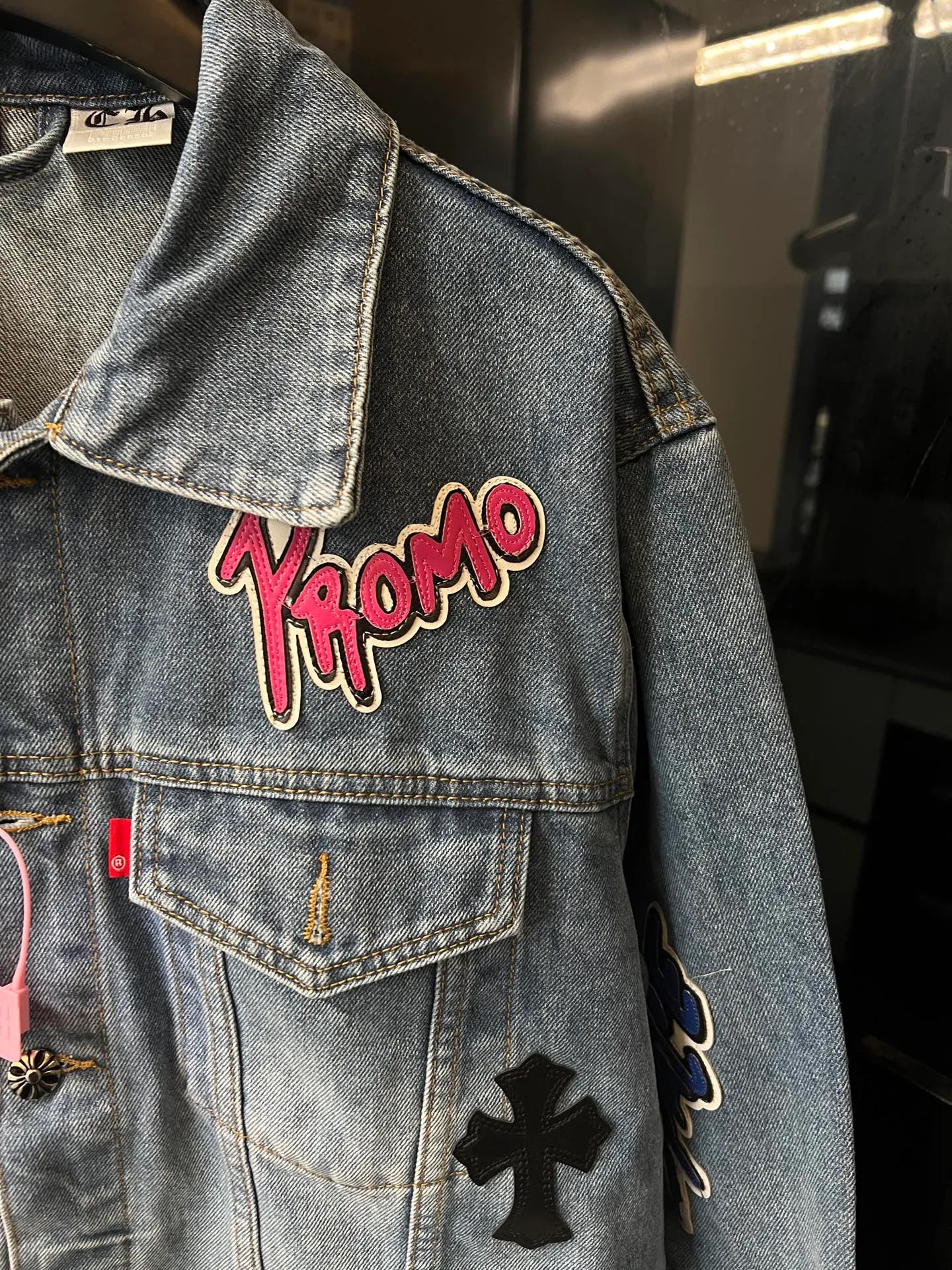 P350 [next day] Chrome Heart/Chrome Heart 26FW multi-element anime little devil denim jacket (blue) Size: 46 48 50 52 (s-xl corresponding) Detailed sizes can be found in Figure 9